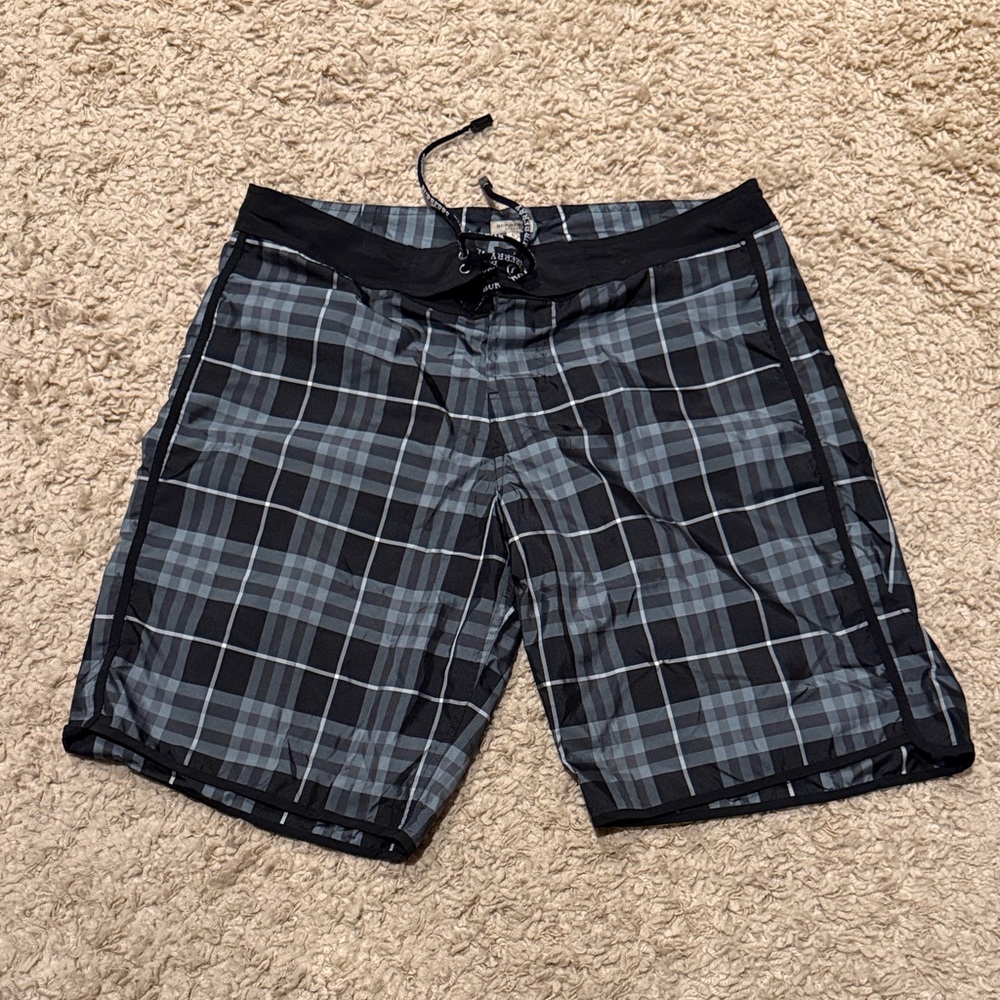 Burberry London Men’s Swim Trunks Shorts Black Grey White Classic Plaid Print L